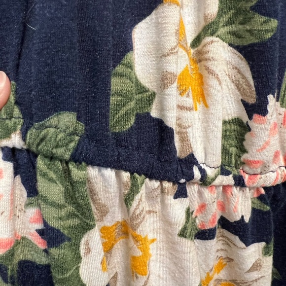 Cute Romper (Size XL) - Picture 4 of 7